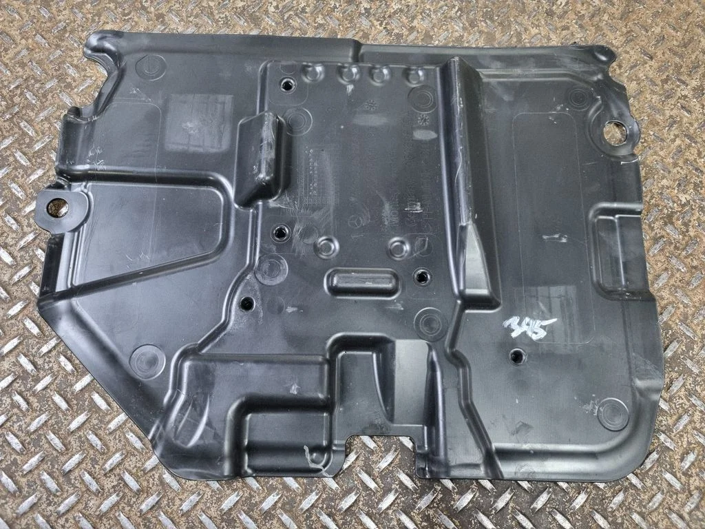 Muu salongiosa – Mercedes-Benz EQS V297 (2021-)