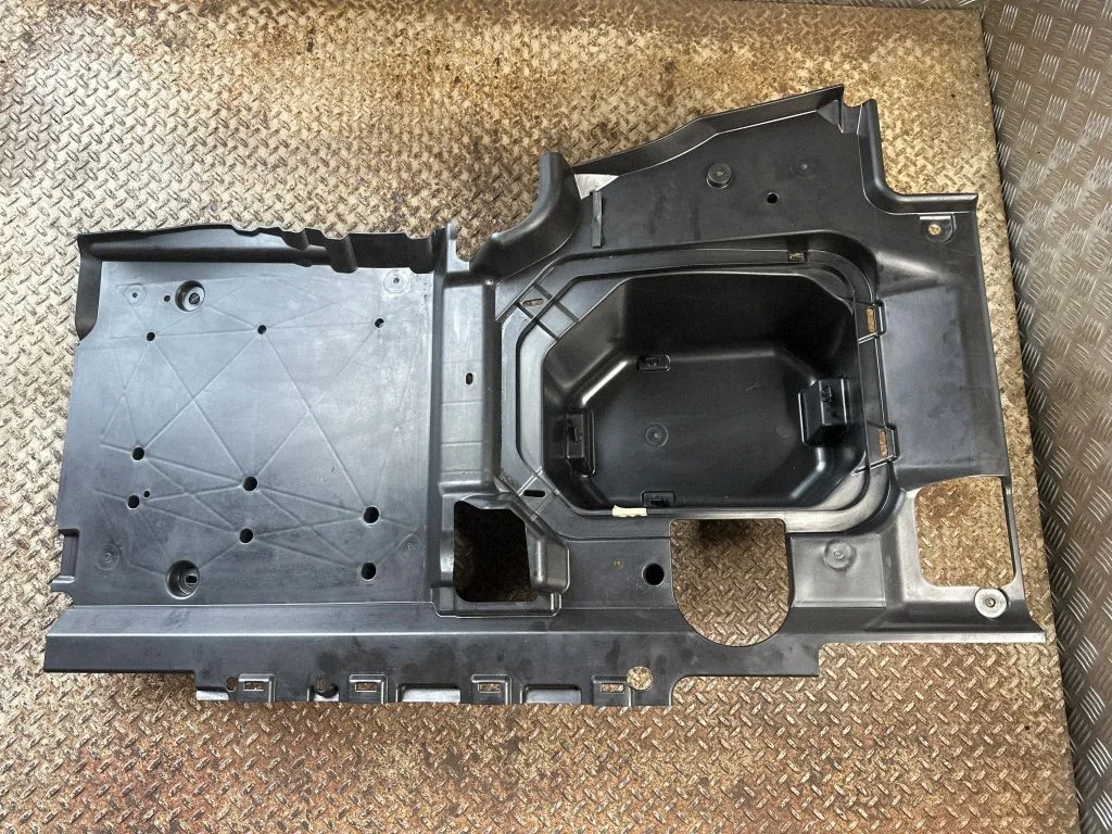 Other interior part 05108283A