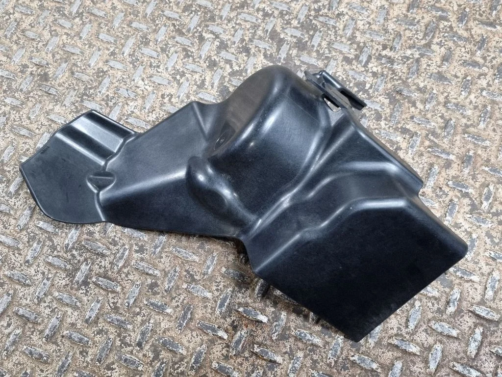 Kita variklio skyriaus detalė