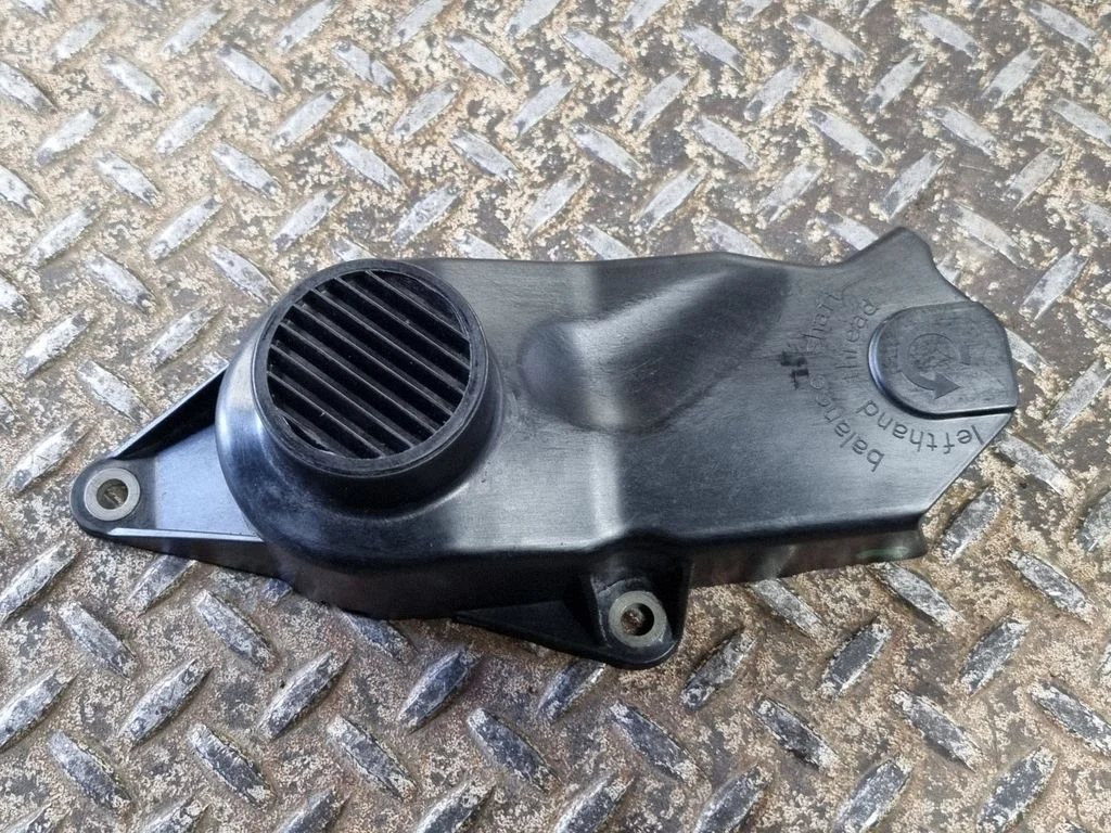Kita variklio skyriaus detalė