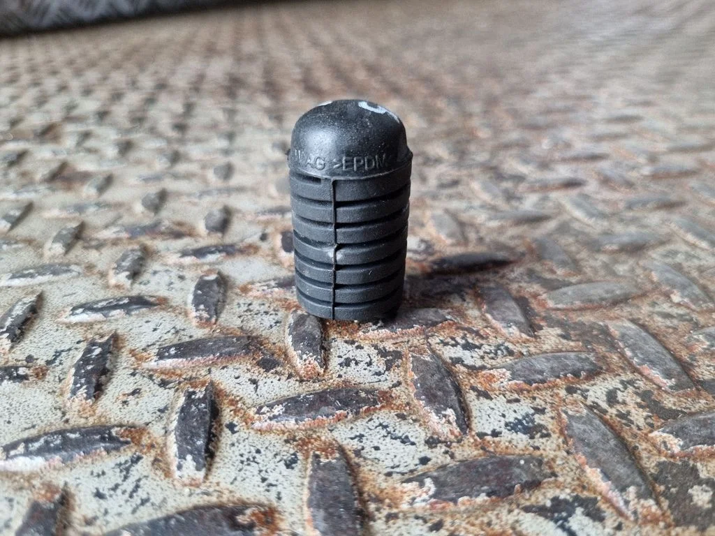 Kita variklio skyriaus detalė