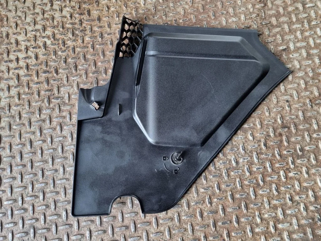 Other engine bay part – BMW 3 Series G20 G21 (2019-)