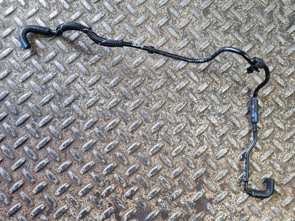 Vaakumtoru(d)/-voolik(ud) 06K133241Q