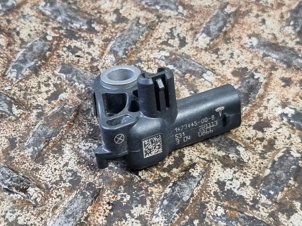 Airbag deployment crash/impact sensor 147344500B