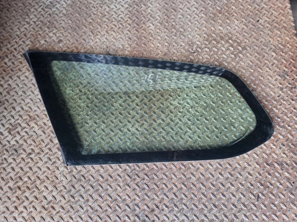 Rear side window – Ford Focus C-MAX (2003-2010)