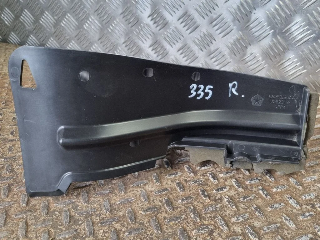 Kita variklio skyriaus detalė