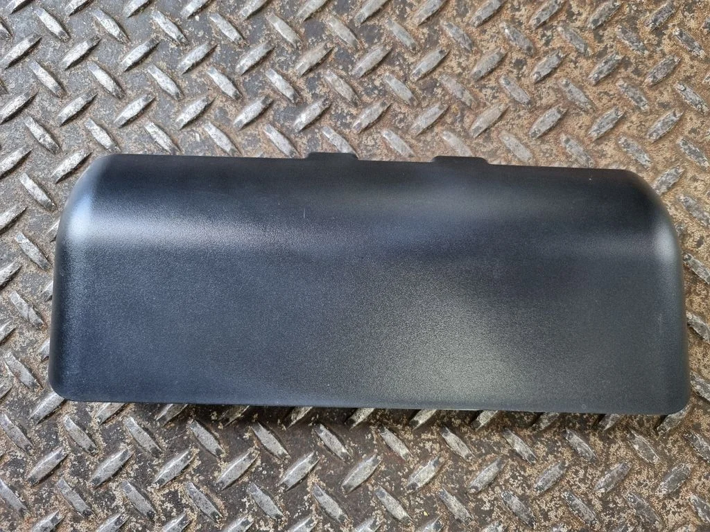 Kita variklio skyriaus detalė