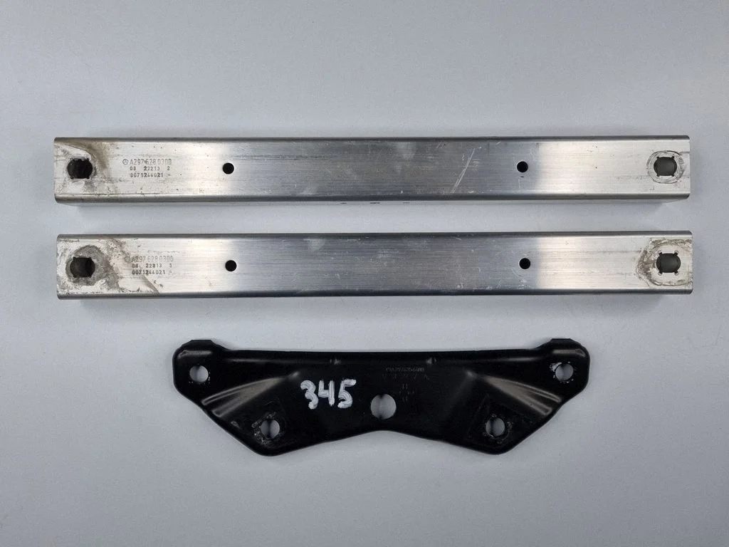 Kita variklio skyriaus detalė