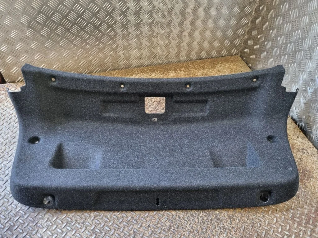 Aizmugurējā vāka apdare – BMW 3. sērija G20 G21 (2019-)