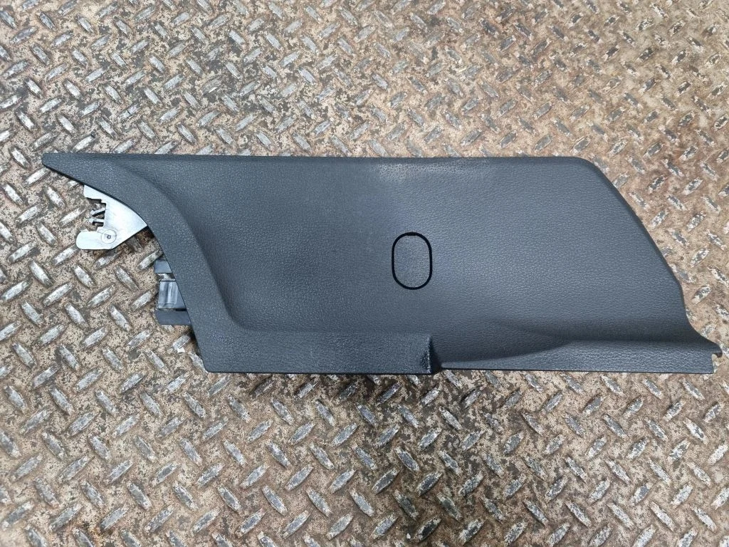 Other center console (tunnel) element – Audi Q5 SQ5 FY (2017-2025)