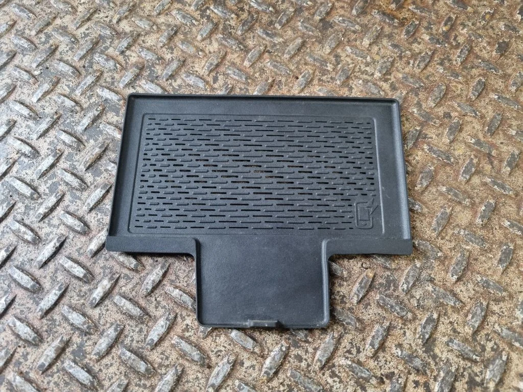 Other center console (tunnel) element – Mercedes-Benz A-Class W177 AMG (2018-)