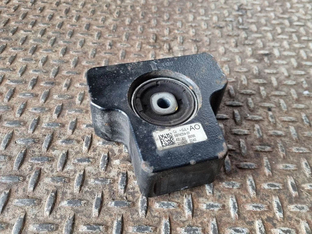Other rear suspension part 6874254