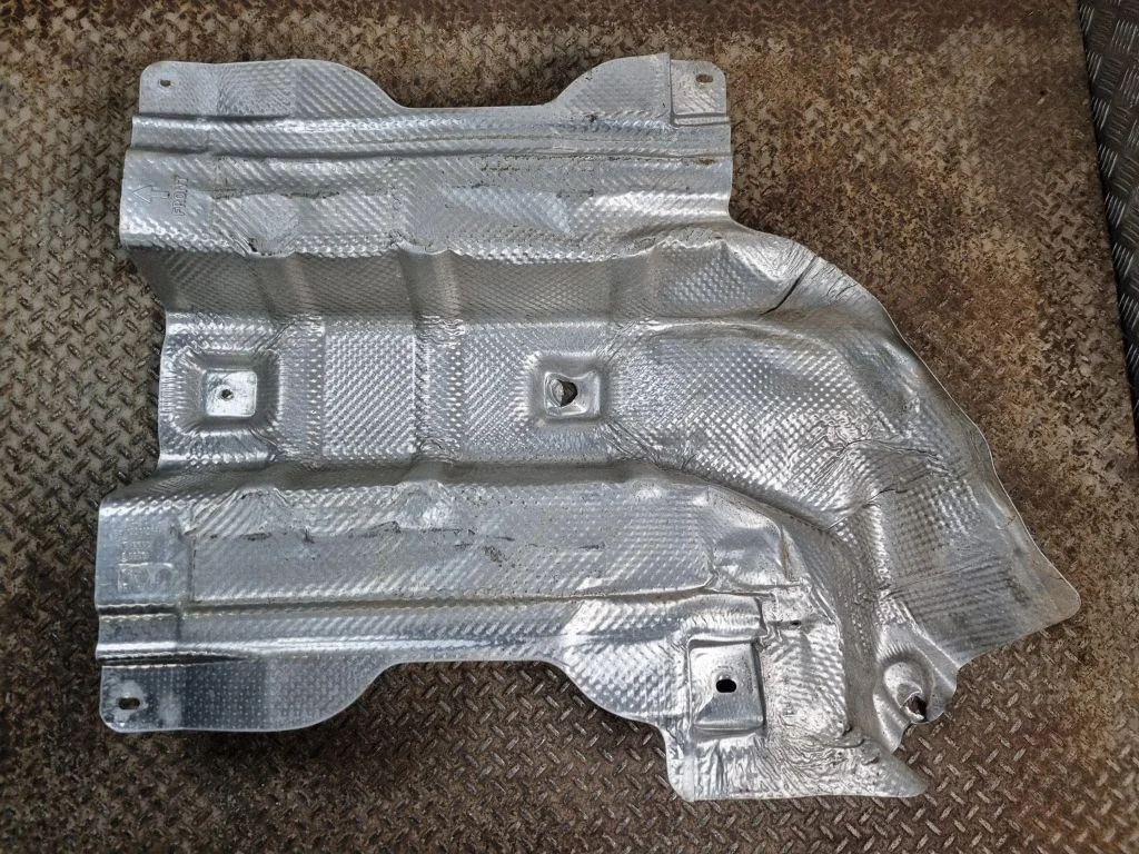 Exhaust heat shield – Chrysler Pacifica (2017-)