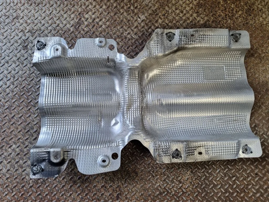Exhaust heat shield – Volkswagen Tiguan Allspace (2017-)