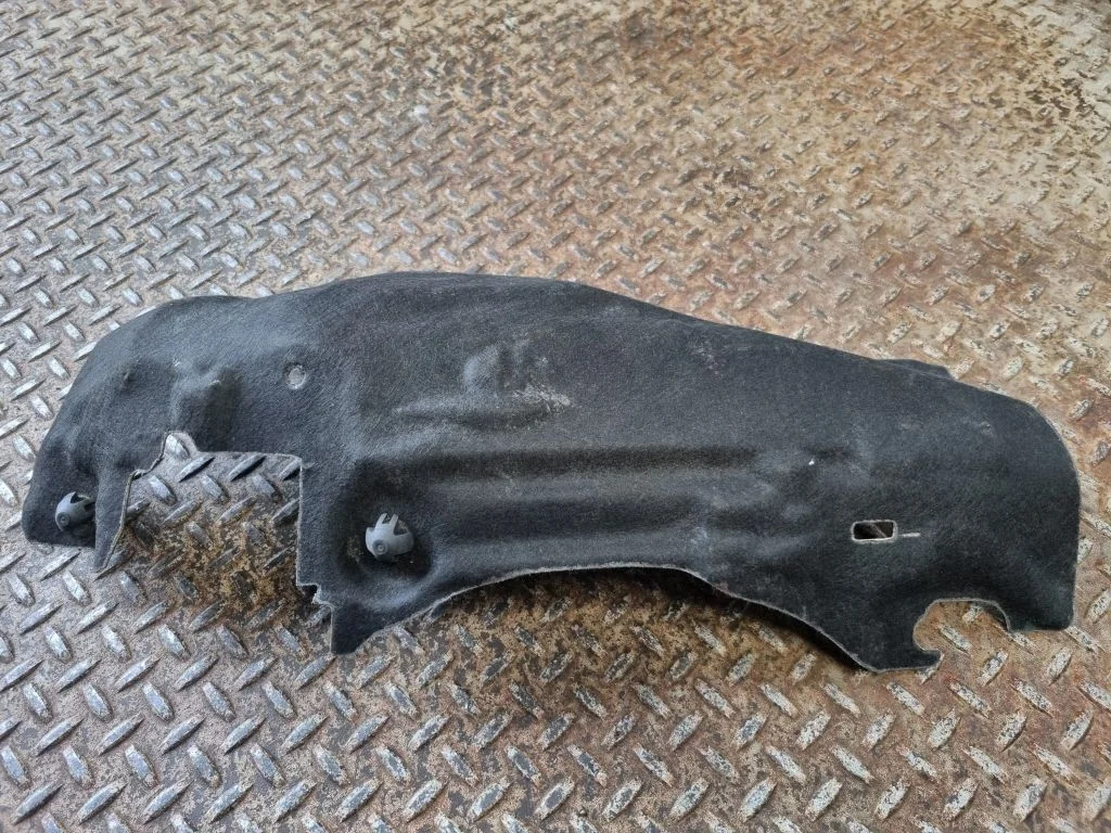 Heat shield in engine bay – BMW 3 Series G20 G21 (2019-)