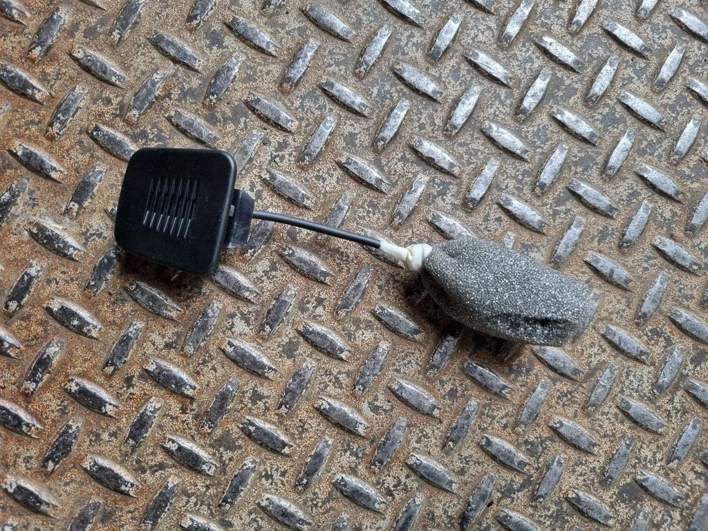 Mikrofonas (bluetooth / telefono)