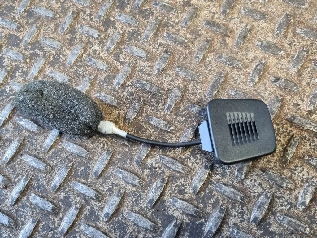 Mikrofonas (bluetooth / telefono)