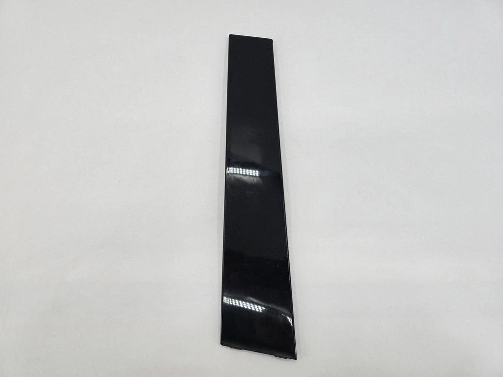 Listwa szyby drzwi przednich – Jeep Grand Cherokee (2010-2021)