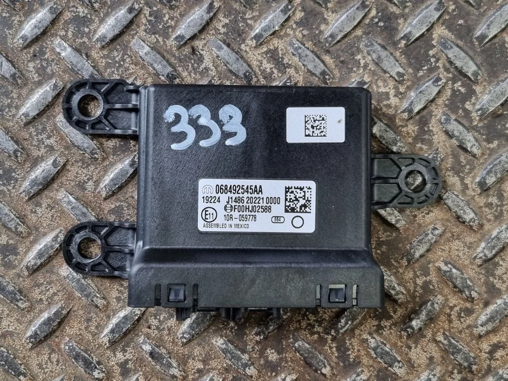 Gateway control module 068492545AA