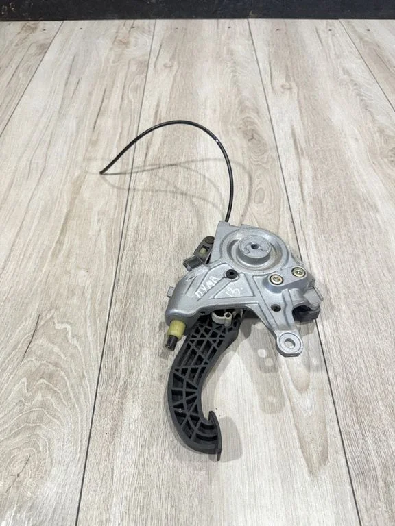 Handbrake/parking brake lever assembly 203420005