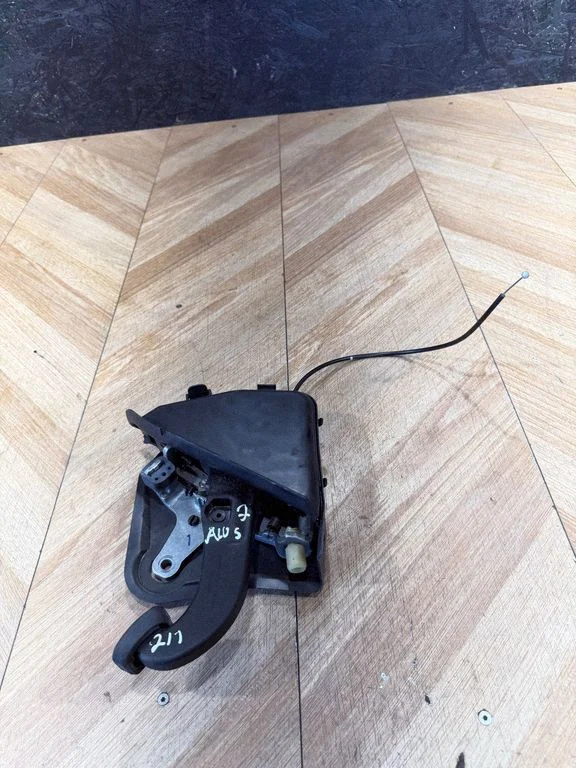 Handbrake/parking brake lever assembly 203420005