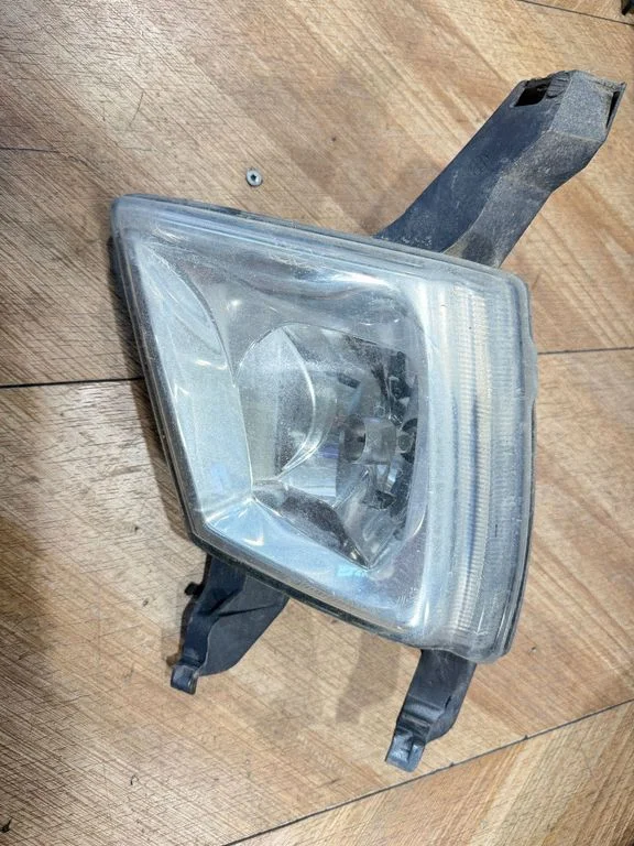 Priekšējais miglas lukturis 9641945680