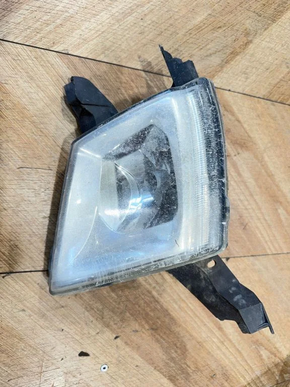 Priekšējais miglas lukturis 9641945680
