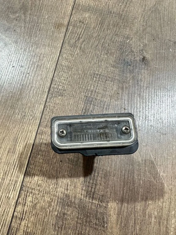 Number plate light A2038200256