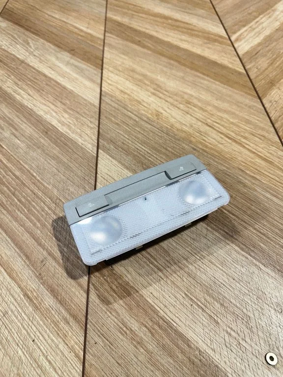 Rear seat light 22774326