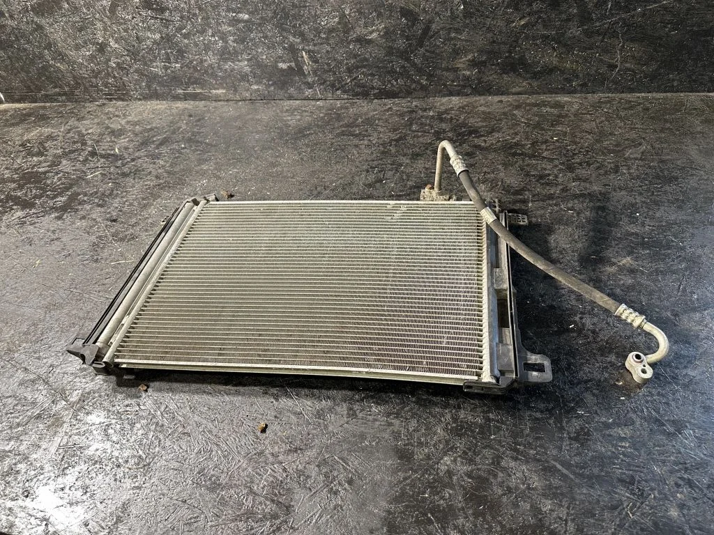 A/C cooling radiator (condenser) – Mercedes-Benz C-Class AMG W204 (2007-2014)