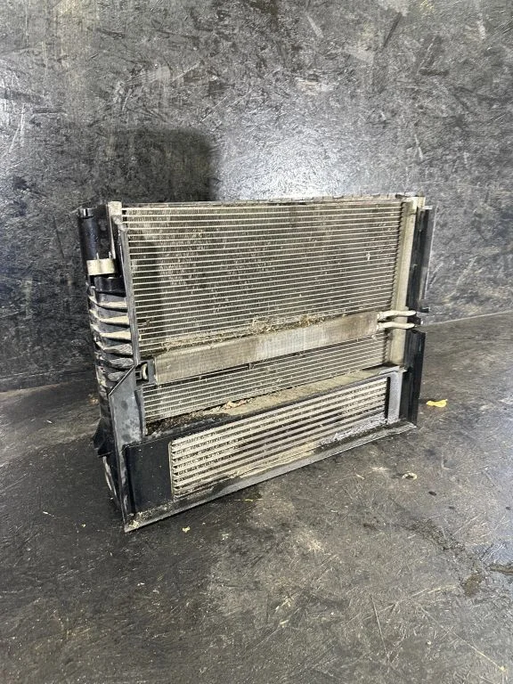A/C cooling radiator (condenser)
