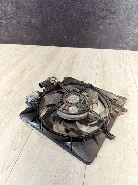 Electric radiator cooling fan 1831435016