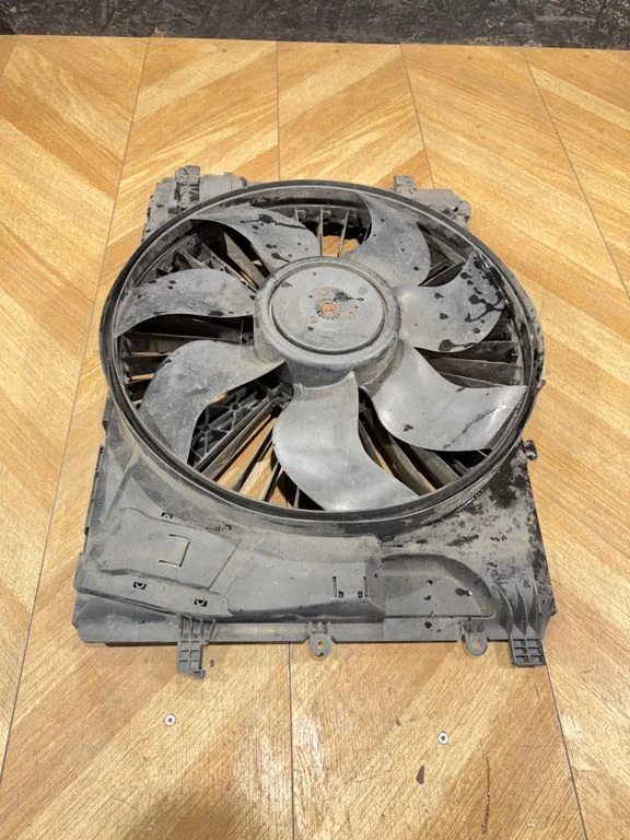 Elektriline radiaatori jahutusventilaator A2045000755