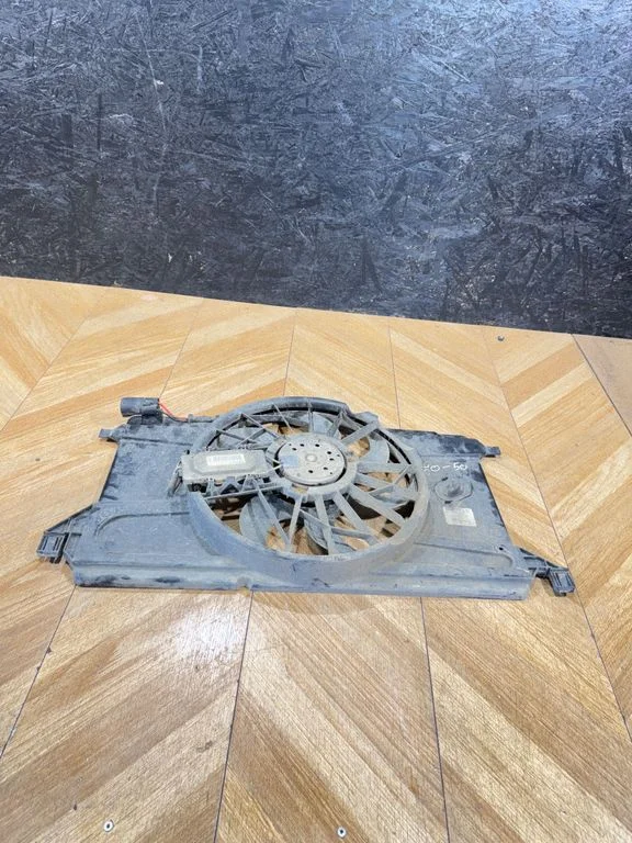 Wentylator chłodnicy elektryczny 3M5H8C607UC