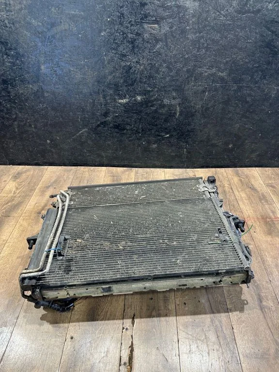 Jahutusvedeliku radiaator – Audi Q7 4L (2005-2015)