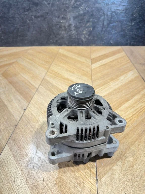 Alternator 62101273