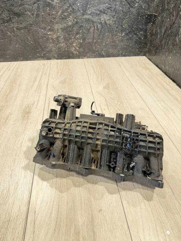 Intake manifold 25187010