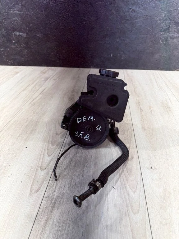 Power steering pump A0044663601