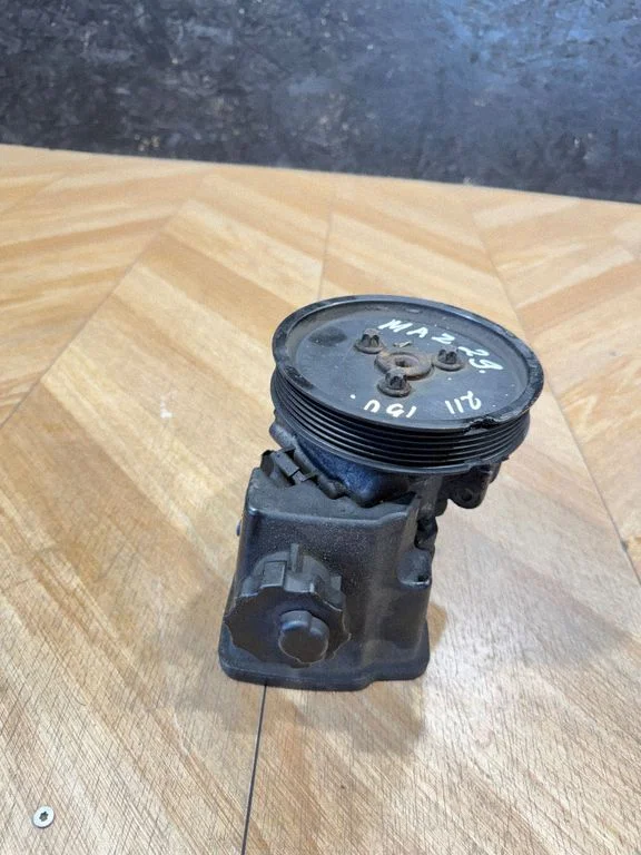 Power steering pump A0044662001
