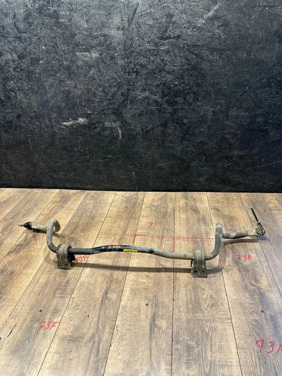 Front anti-roll bar/sway bar 84144881