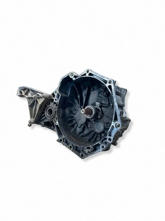 Mechaninė 5 pavarų dėžė