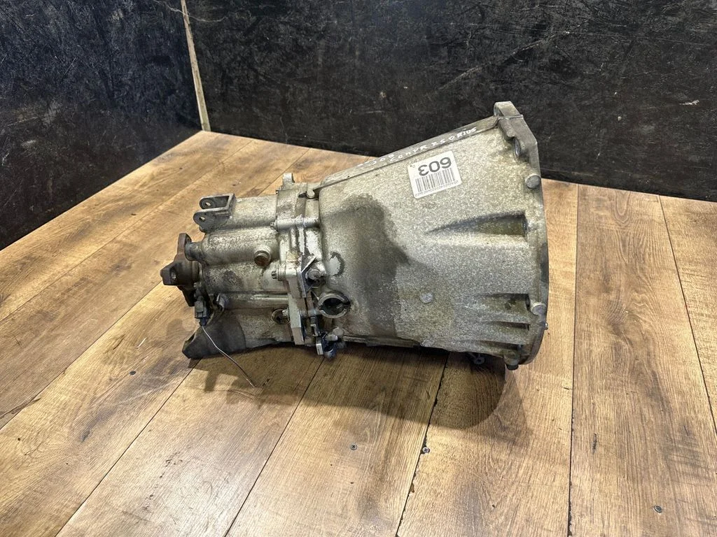 Mechaninė 6 pavarų dėžė