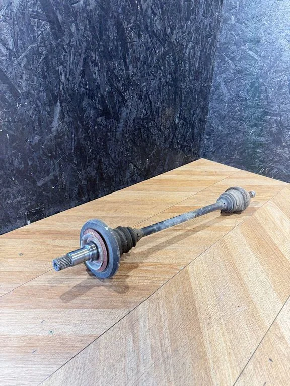 Rear driveshaft