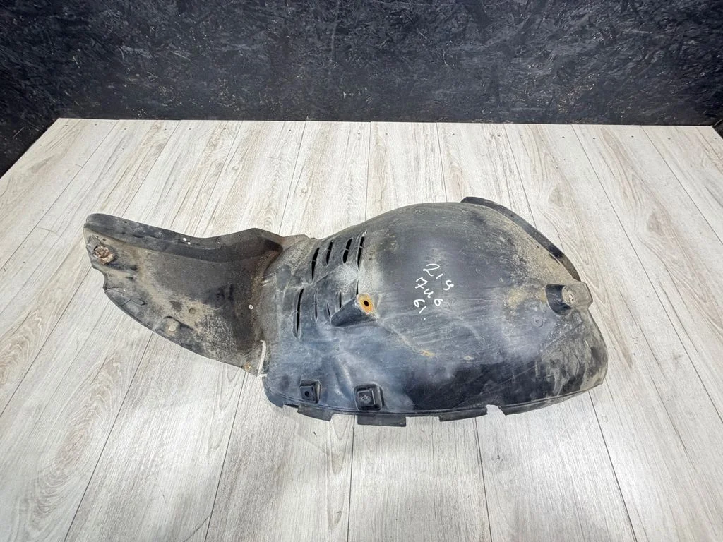 Front wheel arch liner splash guards A2196900930