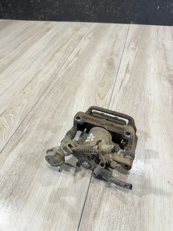 Rear brake caliper