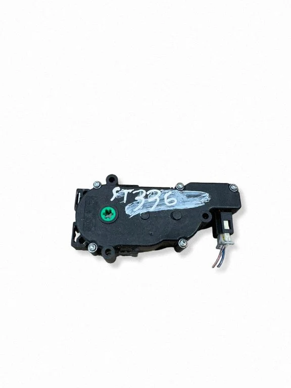 Tailgate/trunk/boot lift motor – Mercedes-Benz GLS-Class X166 (2015-2019)