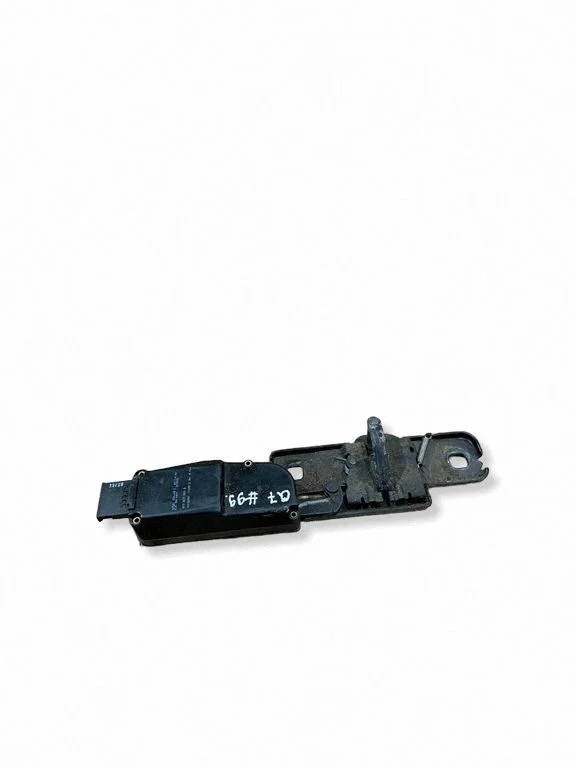 Tailgate/trunk/boot lift motor – Audi Q7 4L (2005-2015)