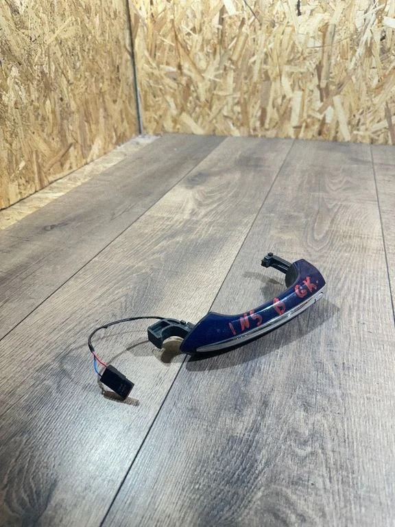 Front door exterior handle 172480933