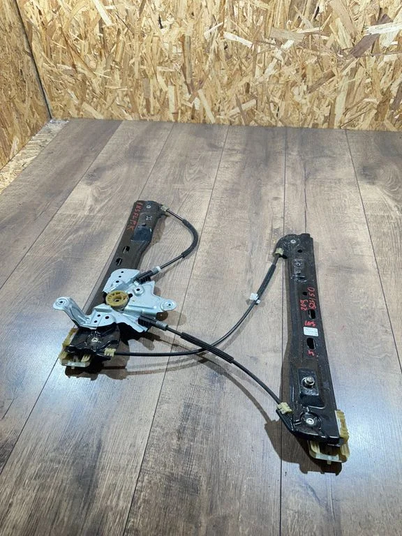 Front door window regulator with motor 965867103