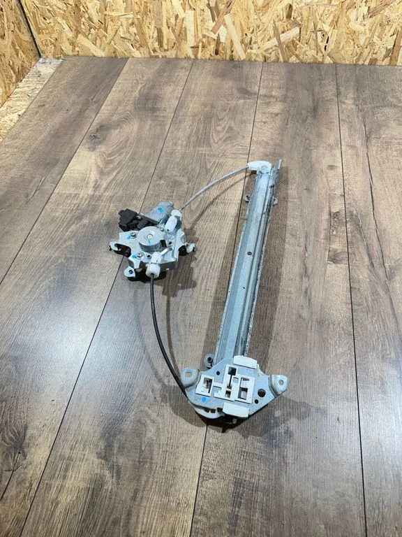 Front door window regulator with motor
